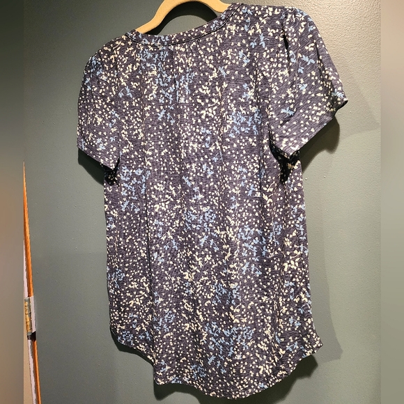 NWT Liz Claiborne Blouse - Picture 2 of 5